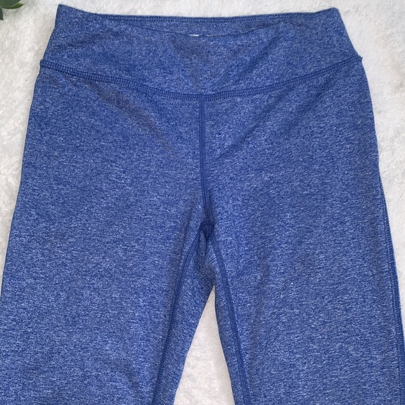 Z by Zella Girl Blue Capri Leggings M 8/10 EUC Athletic Sports Dance - Picture 3 of 10